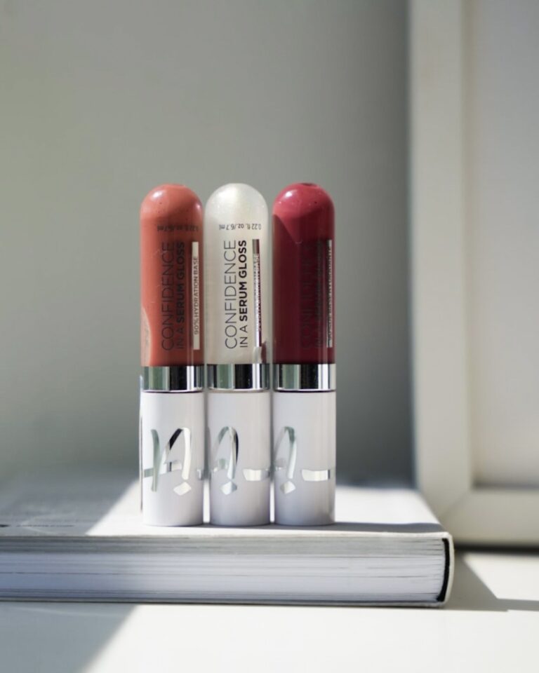 IT Cosmetics Confidence in a Serum Lip Gloss Swatches and Review