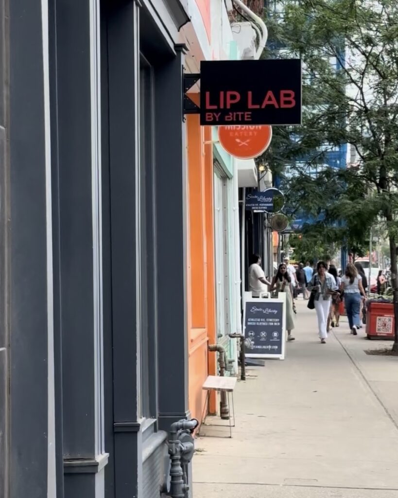 Lip Lab : Queen St W Toronto