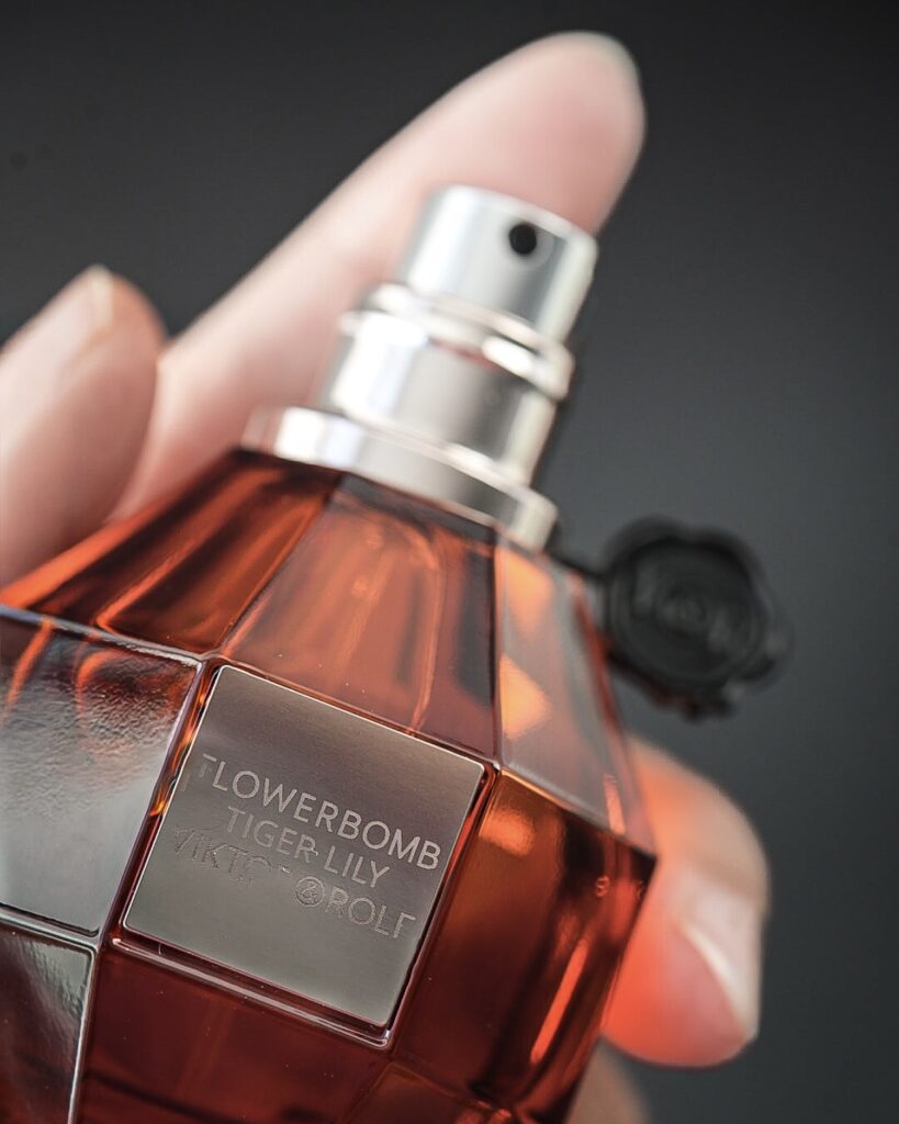 Viktor&Rolf Flowerbomb Tiger Lily